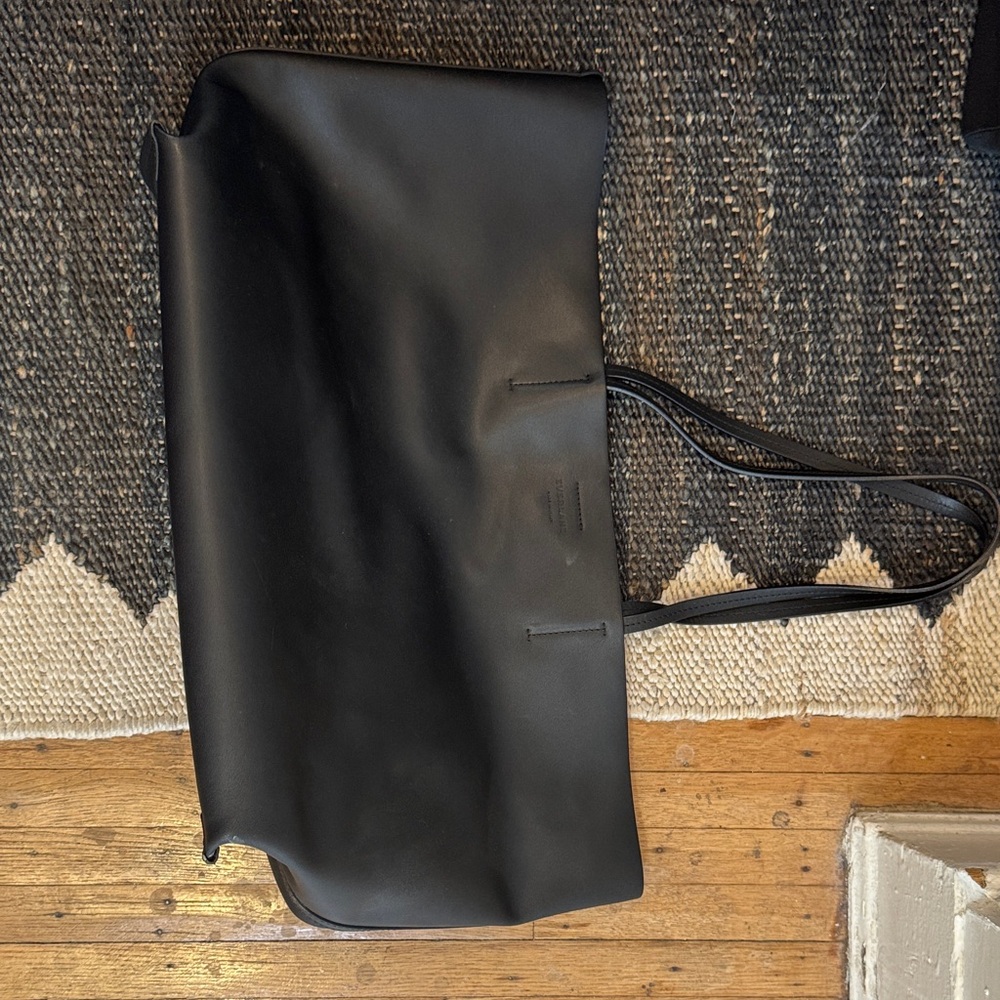 THE LUXE ITALIAN LEATHER TOTE everlane black